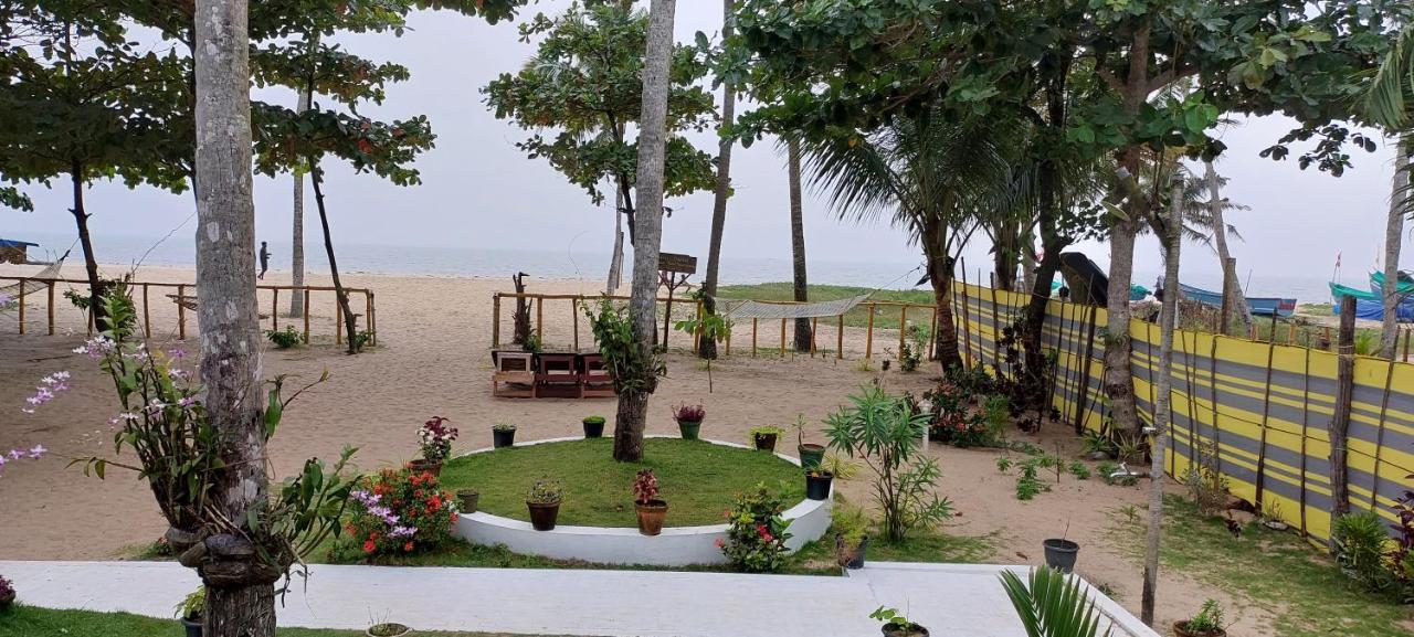 Marari Phoenix Beach Homestay Mararikulam Exterior photo